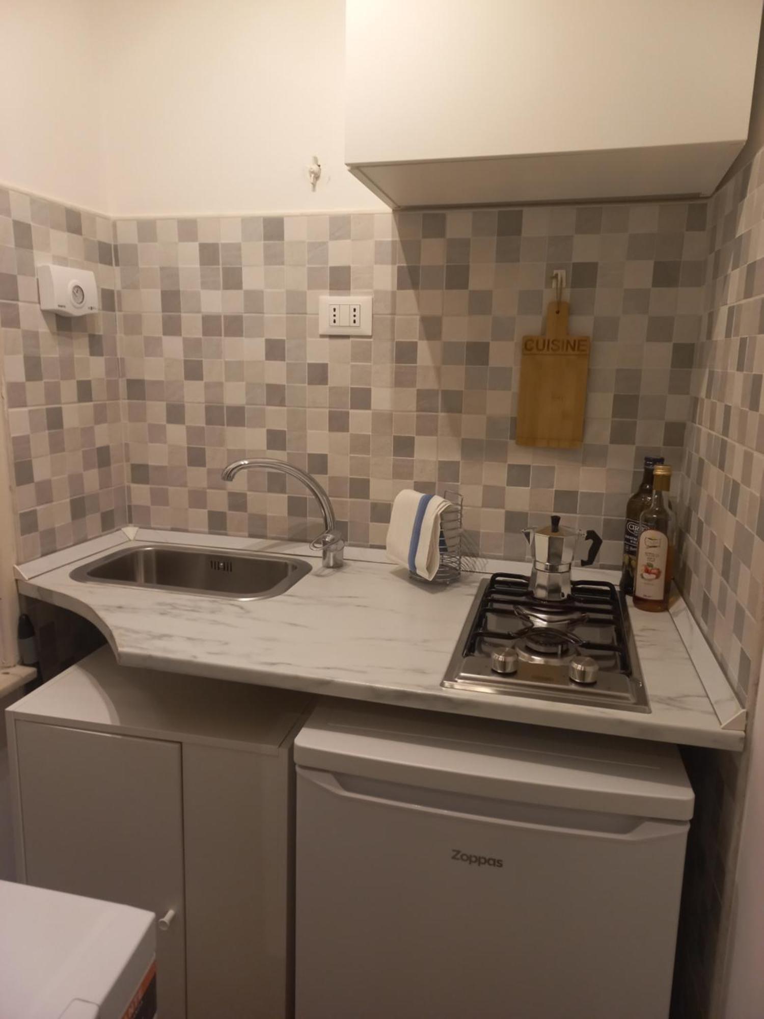 Monolocale Suite Con Terrazzino Rome Exterior photo